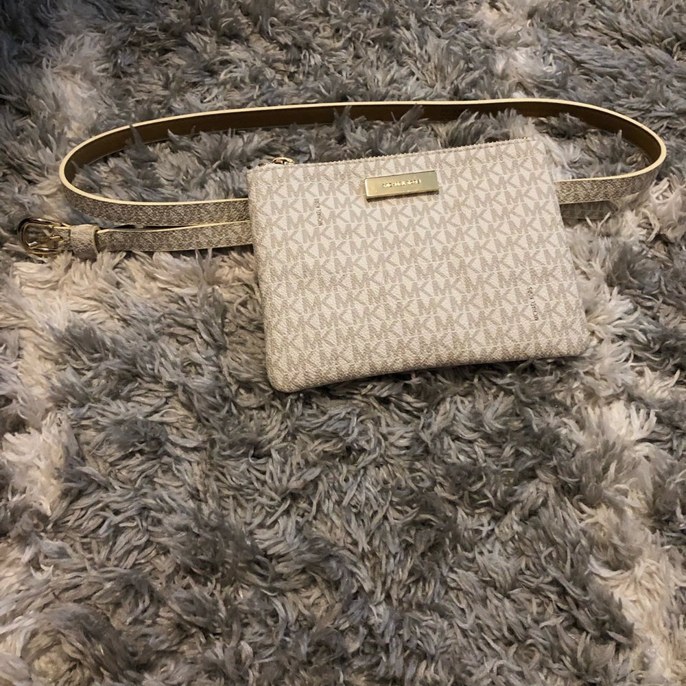 Michael Kors fanny pack